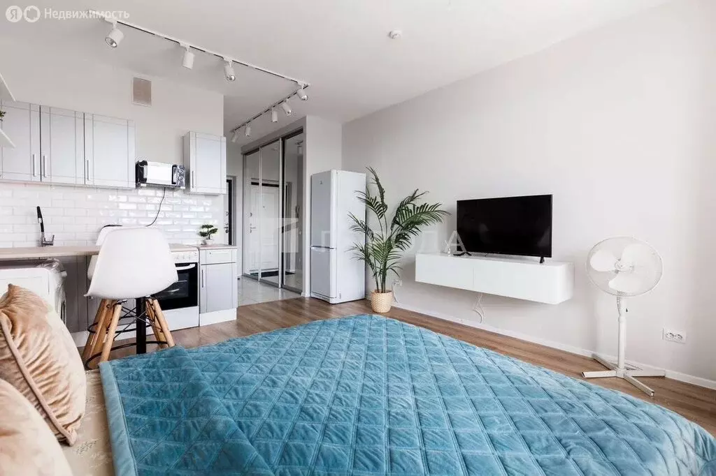 Квартира-студия: Новосибирск, улица Бориса Богаткова, 192А (32 м) - Фото 2