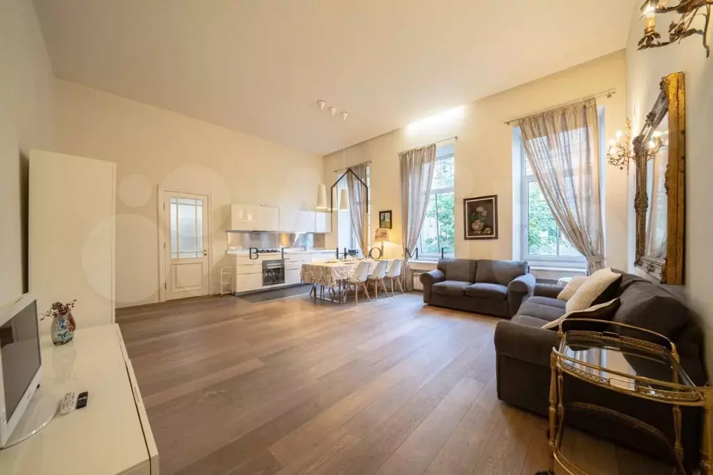 3-к. квартира, 100 м, 3/6 эт. - Фото 1