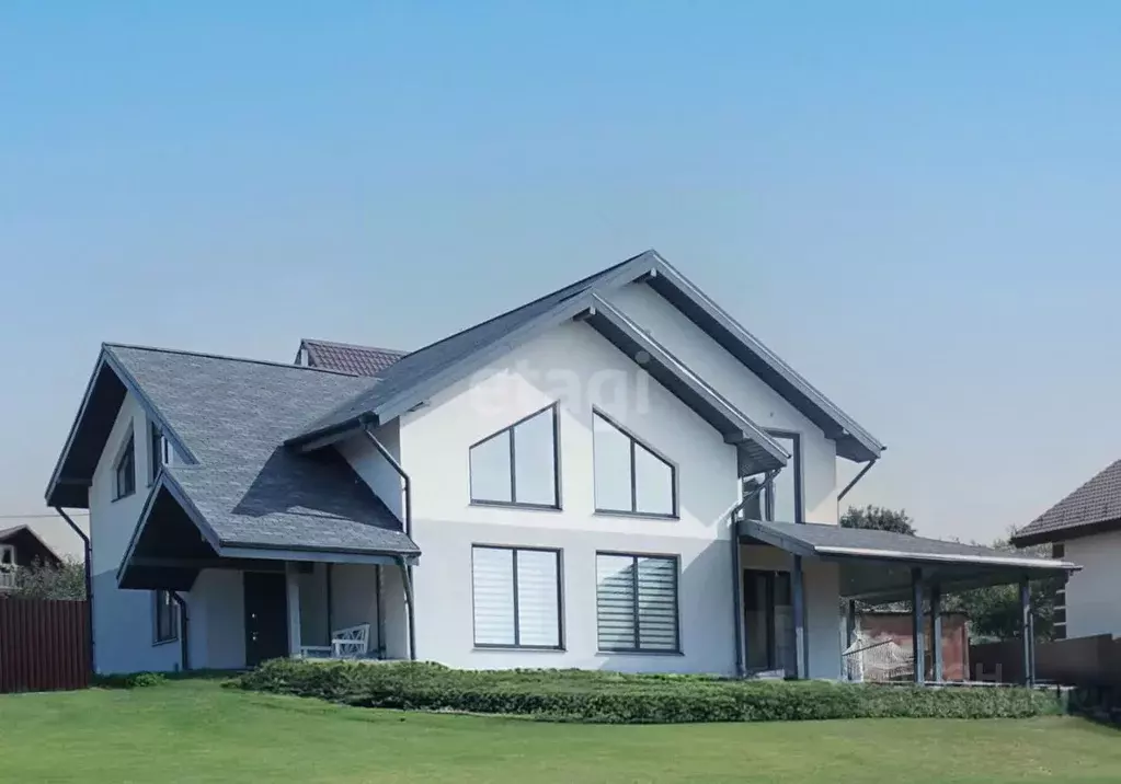 Дом в Калужская область, Калуга городской округ, д. Желыбино ул. ... - Фото 1