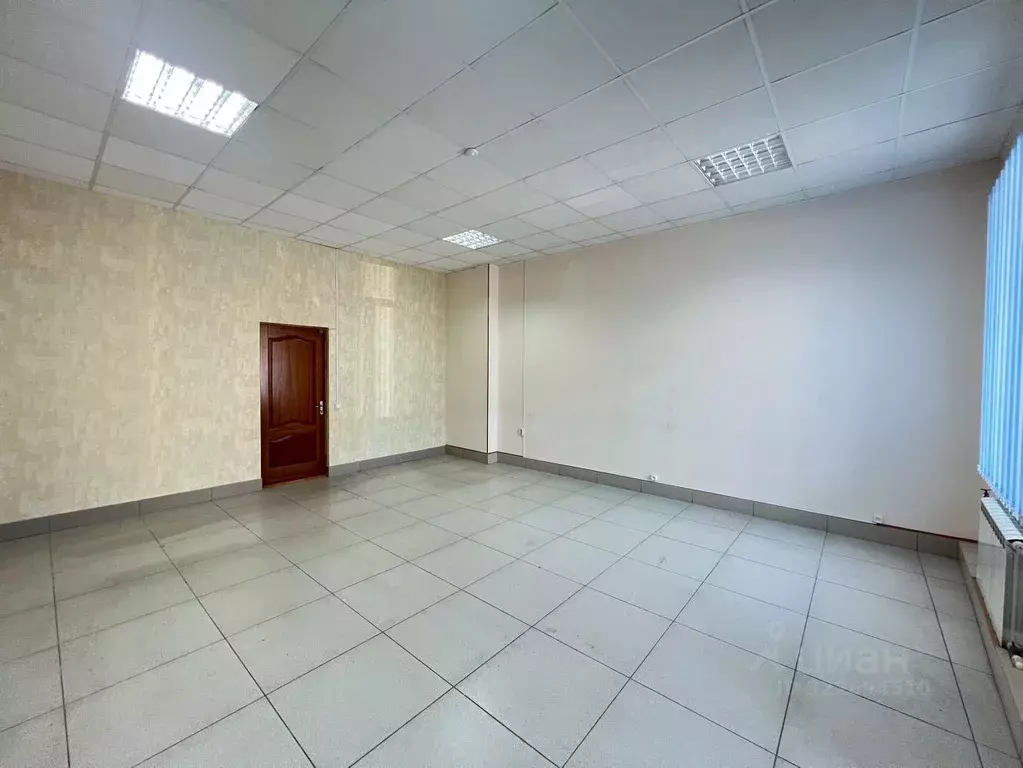 Офис в Татарстан, Казань ул. Мазита Гафури, 50к1 (33 м) - Фото 1