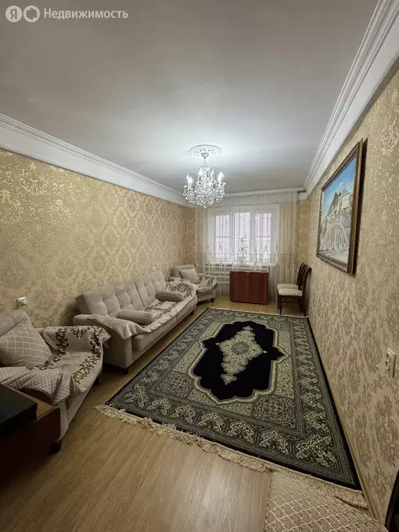 4-комнатная квартира: Махачкала, улица Габитова, 14 (81.5 м) - Фото 0