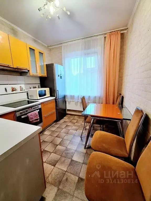 3-к кв. Ямало-Ненецкий АО, Ноябрьск ул. 40 лет Победы, 11 (68.0 м) - Фото 0