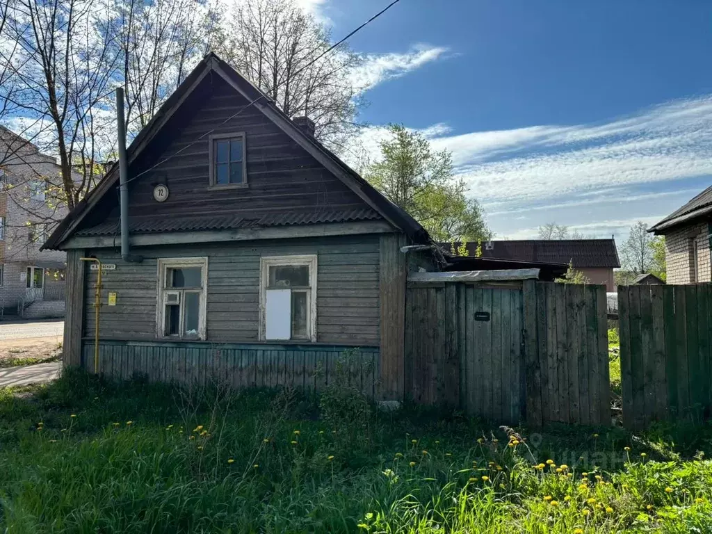 Дом в Новгородская область, Боровичи ул. Александра Невского, 72/83 ... - Фото 1