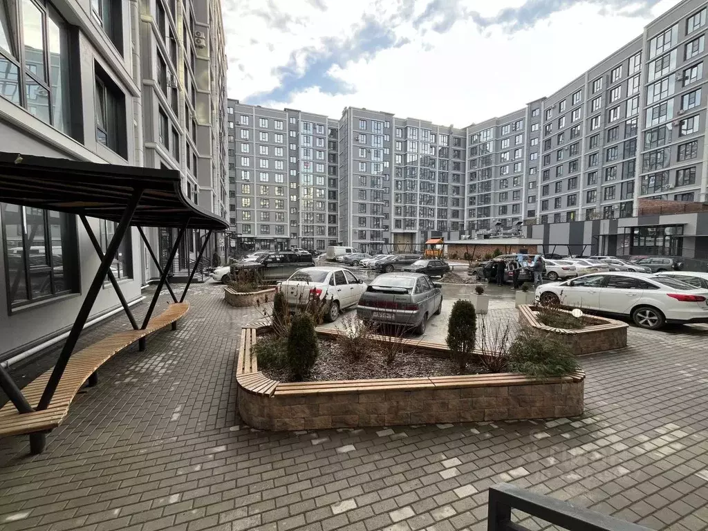 6-к кв. Кабардино-Балкария, Нальчик ул. Тлостанова (230.0 м) - Фото 1