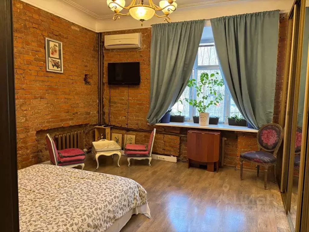 1-к кв. Москва Большой Златоустинский пер., 5/3 (44.0 м) - Фото 0