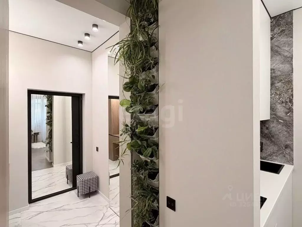 2-к кв. Иркутская область, Иркутск ул. Красноказачья, 80 (65.0 м) - Фото 1