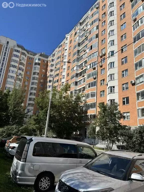 3-комнатная квартира: Москва, улица Маршала Кожедуба, 2к1 (76 м) - Фото 1