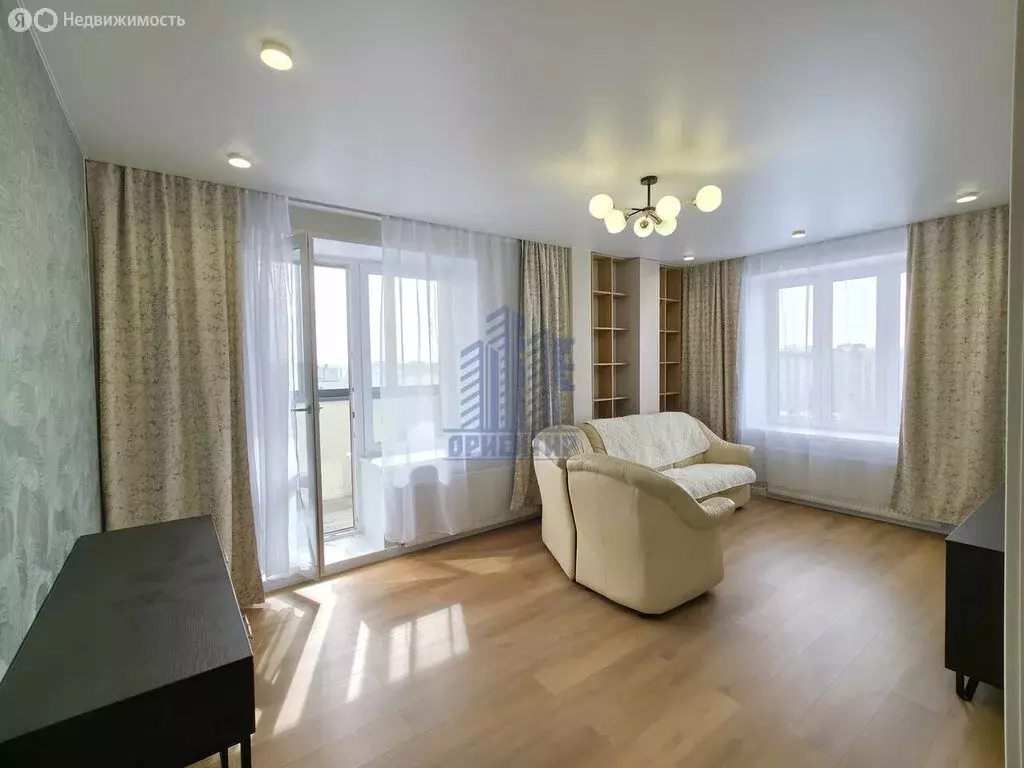 3-комнатная квартира: Чебоксары, Водопроводная улица, 10к2 (102 м) - Фото 1