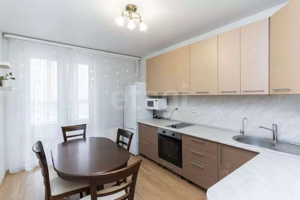 1-к кв. Тюменская область, Тюмень ул. Николая Зелинского, 19 (36.9 м) - Фото 1