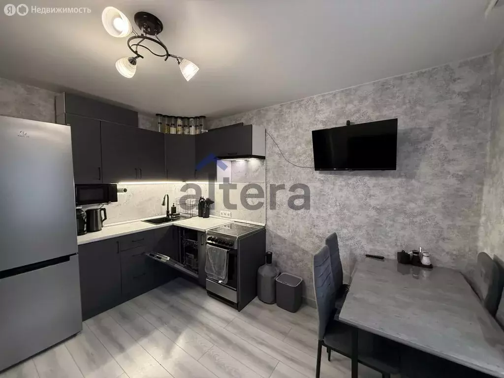 3-комнатная квартира: Казань, Ютазинская улица, 18 (44.3 м) - Фото 0