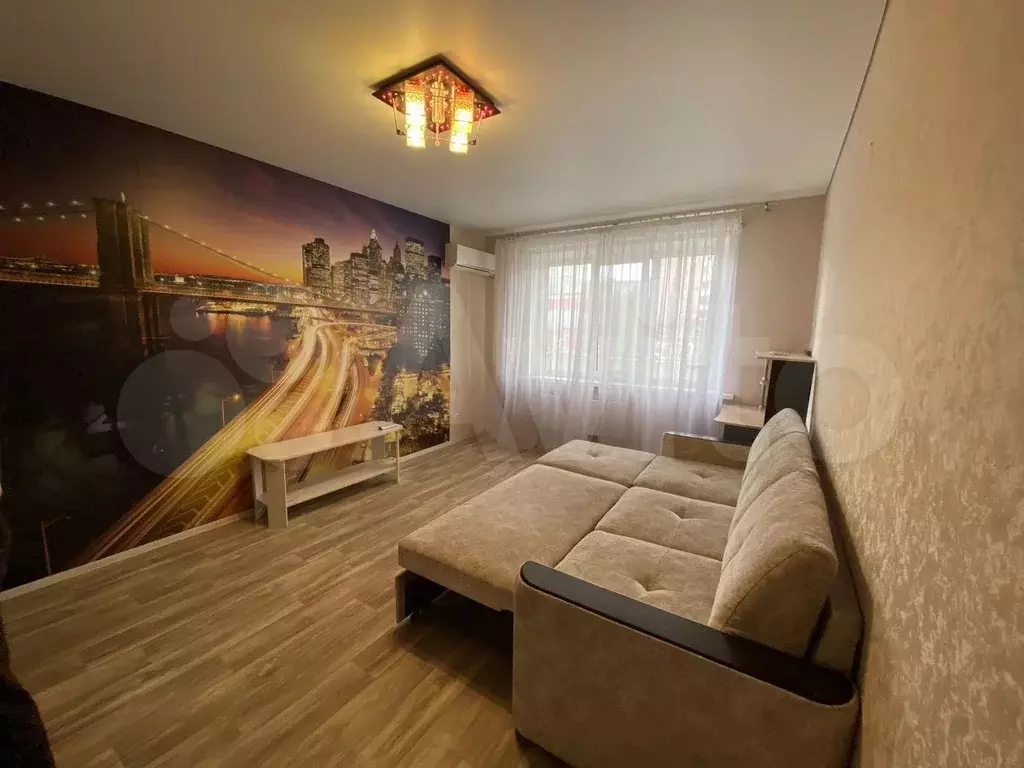 1-к. квартира, 38 м, 4/10 эт. - Фото 1