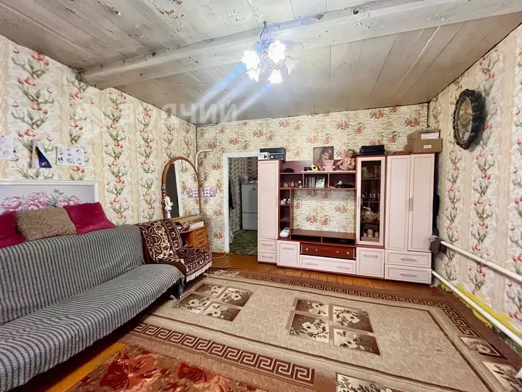 Дом в Чувашия, Канаш ул. Зои Космодемьянской, 11 (32 м) - Фото 1