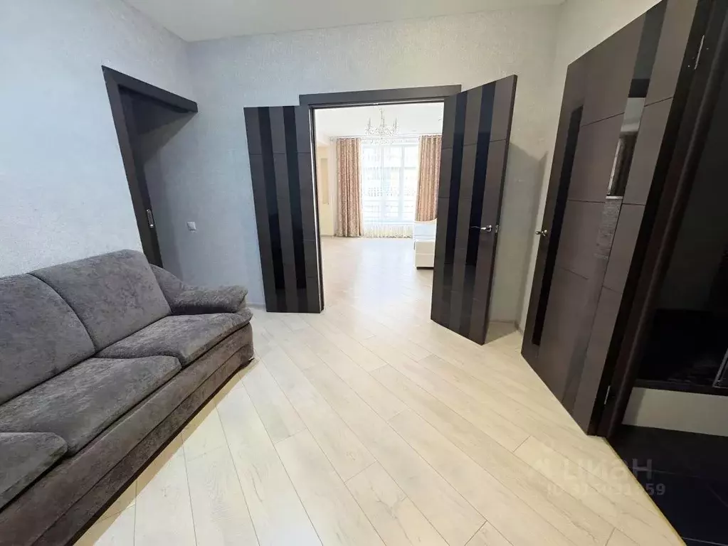 1-к кв. Татарстан, Казань ул. Баки Урманче, 5 (51.0 м) - Фото 0