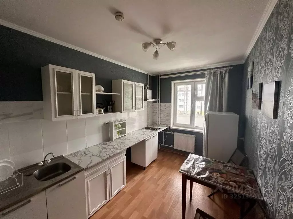 1-к кв. Пермский край, Пермь ул. Строителей, 10 (40.0 м) - Фото 0