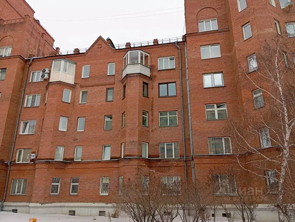 3-к кв. Омская область, Омск Омская ул., 149 (81.1 м) - Фото 1