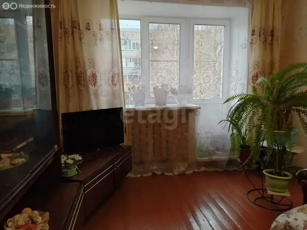 3-комнатная квартира: Данилов, улица Шарохина, 22 (62.2 м) - Фото 1