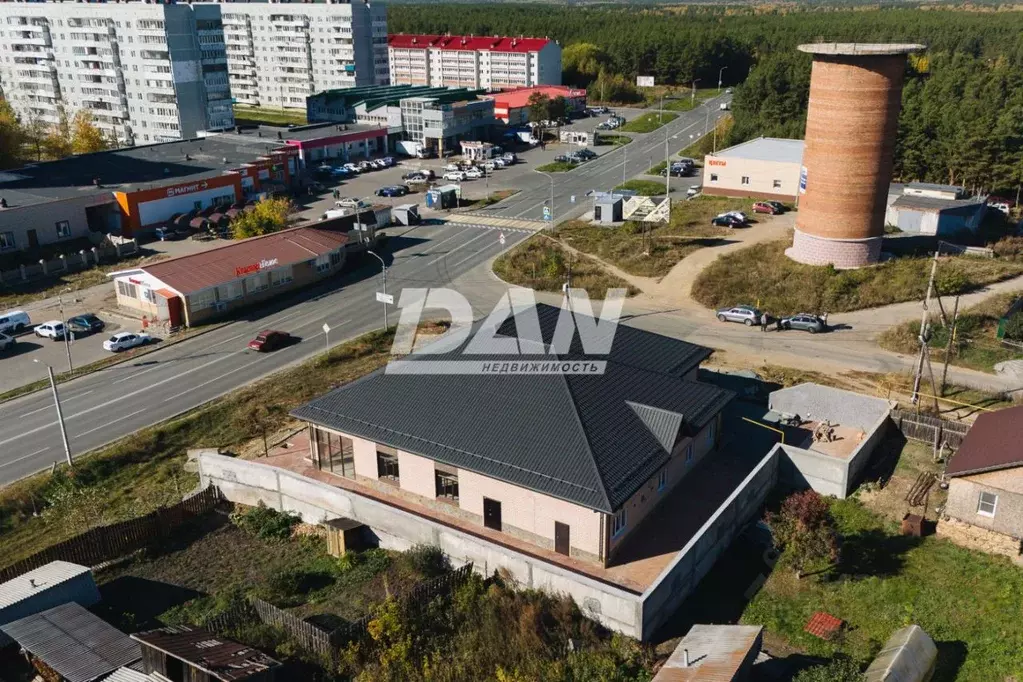 Торговая площадь в Челябинская область, Касли Лесная ул., 37 (461 м) - Фото 1