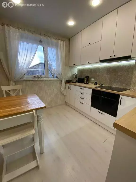 3-комнатная квартира: Мурманск, улица Алексея Хлобыстова, 28к1 (66.9 ... - Фото 1