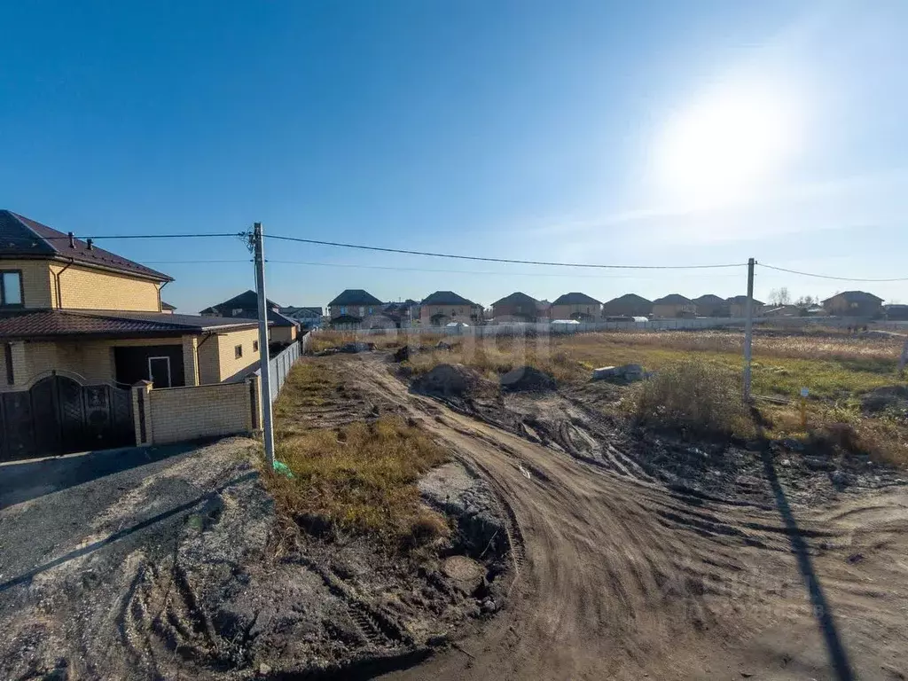 Участок в Тюменская область, Тюмень Самотлорская ул. (5.5 сот.) - Фото 1