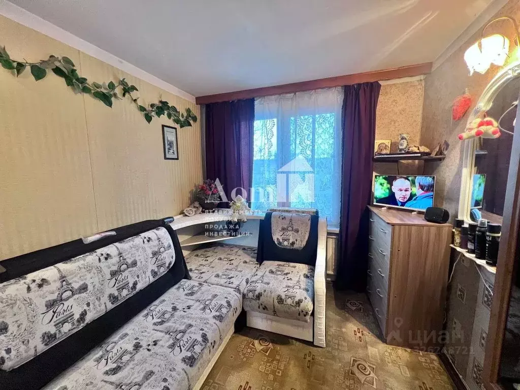 Комната Санкт-Петербург бул. Новаторов, 48 (29.2 м) - Фото 1