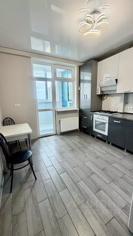 1-к кв. Крым, Симферополь ул. Батурина, 213 (40.0 м) - Фото 2