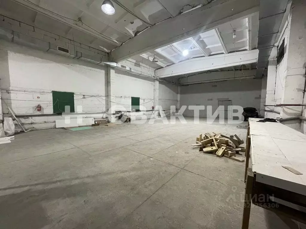 Склад в Кемеровская область, Юрга Строительная ул., 23А (318 м) - Фото 1