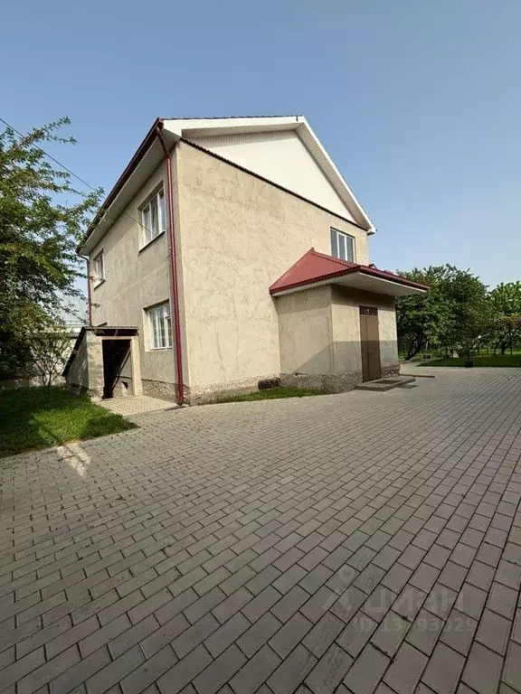 Дом в Кабардино-Балкария, Нальчик пл. 400-летия (200 м) - Фото 0
