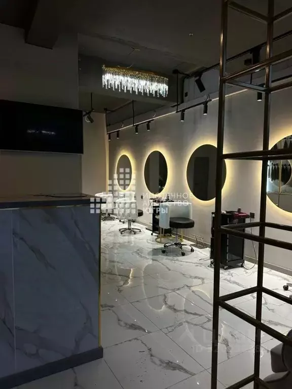 Помещение свободного назначения в Ханты-Мансийский АО, Нижневартовск ... - Фото 0