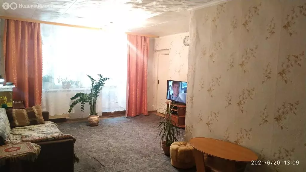 3-комнатная квартира: Пермь, улица Маршала Рыбалко, 21 (82.1 м) - Фото 1