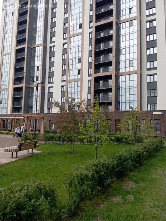 3-комнатная квартира: Екатеринбург, улица Академика Ландау, 14 (71.8 ... - Фото 1