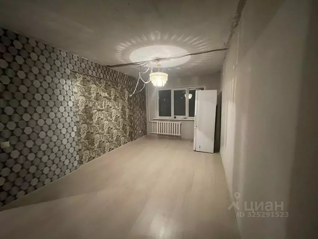 3-к кв. Омская область, Омск ул. Труда, 35 (63.0 м) - Фото 1