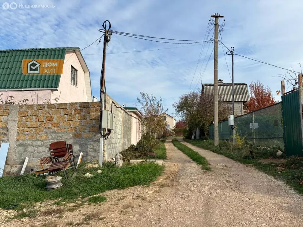 Участок в Севастополь, садовое товарищество Ригель (5.6 м) - Фото 1