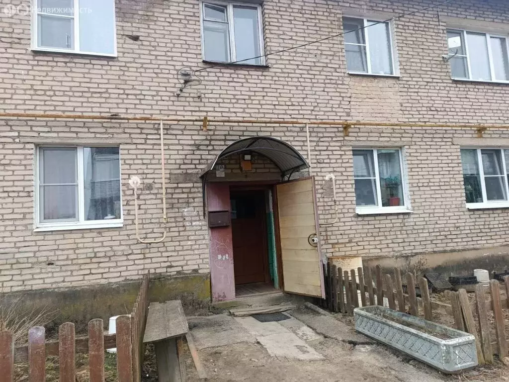 1-комнатная квартира: городской посёлок Толмачёво, улица Прохорова, 35 ... - Фото 1
