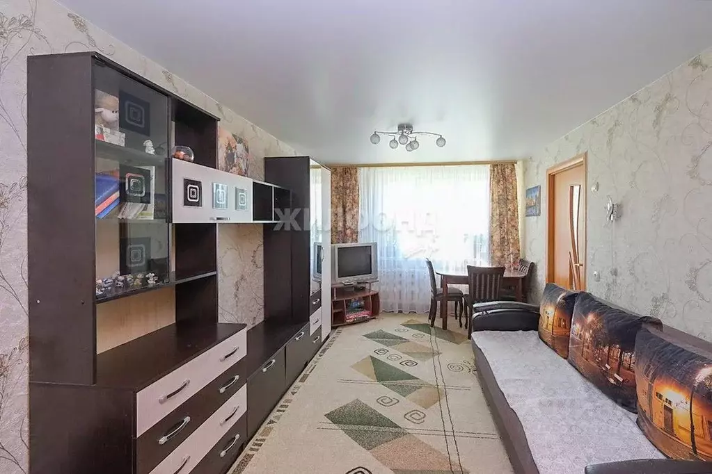 3-к кв. Новосибирская область, Новосибирск Затулинский жилмассив, ул. ... - Фото 0
