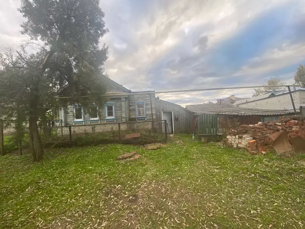 Дом в Нижегородская область, Арзамас городской округ, с. Красное ул. ... - Фото 1