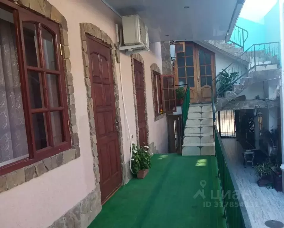 Комната Краснодарский край, Сочи Адлер жилрайон, ул. Герцена, 15 - Фото 0
