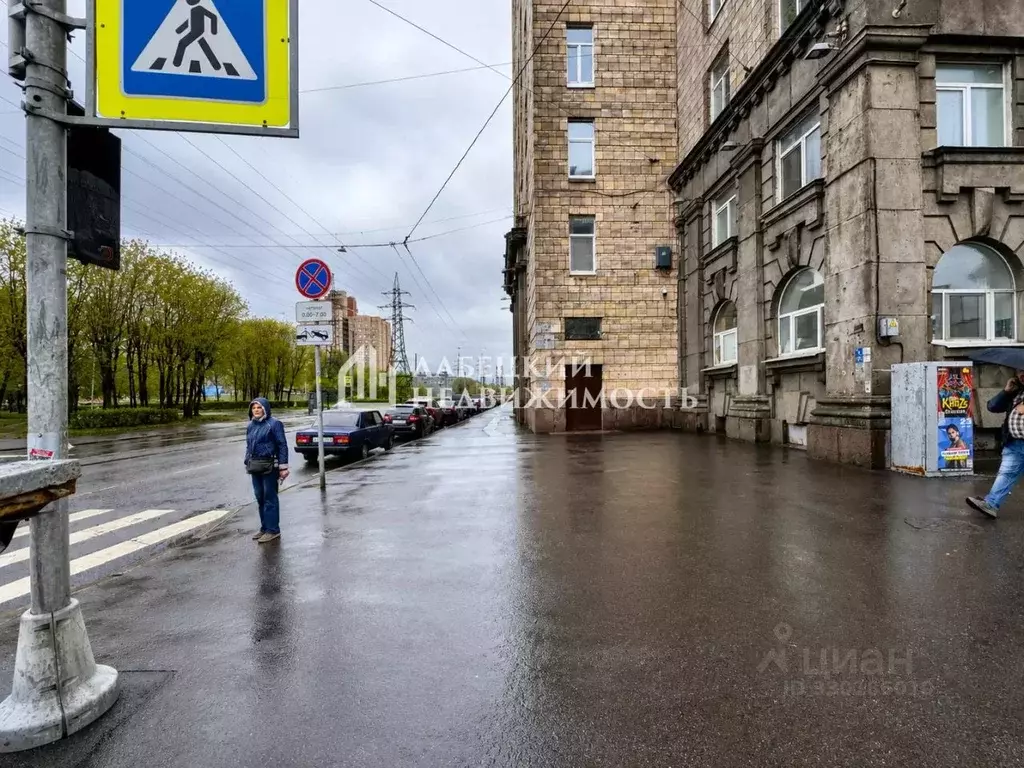 Помещение свободного назначения в Санкт-Петербург просп. Стачек, 74 ... - Фото 1