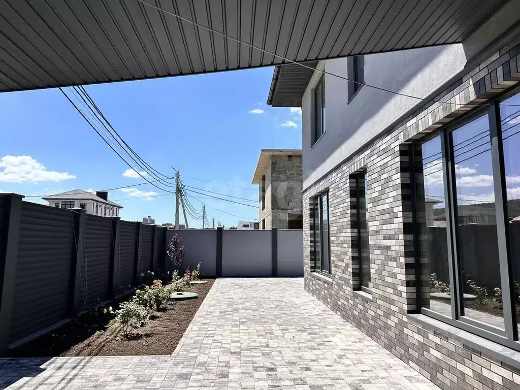 Дом в Краснодарский край, Геленджик городской округ, с. Дивноморское  ... - Фото 1