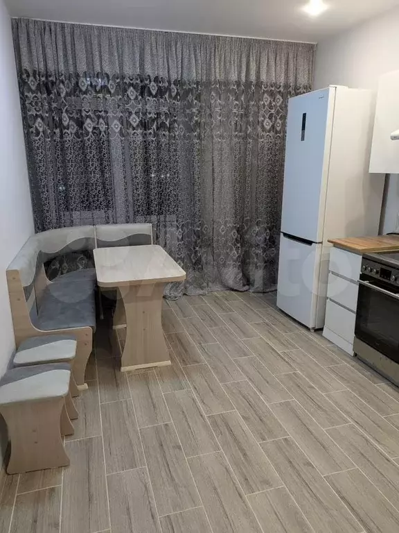 2-к. квартира, 60 м, 3/19 эт. - Фото 1