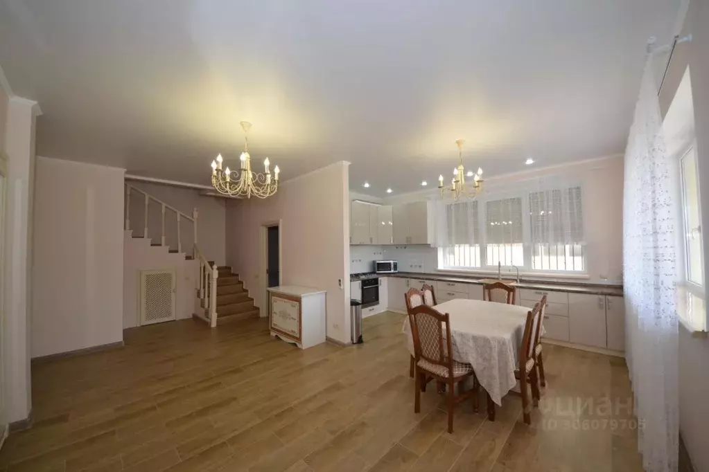 Дом в Краснодарский край, Сочи Сириус пгт, ул. Листопадная (240 м) - Фото 2