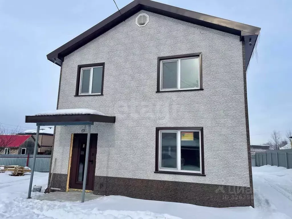 Дом в Сахалинская область, Южно-Сахалинск ул. Владимира Атласова, 26Б ... - Фото 1
