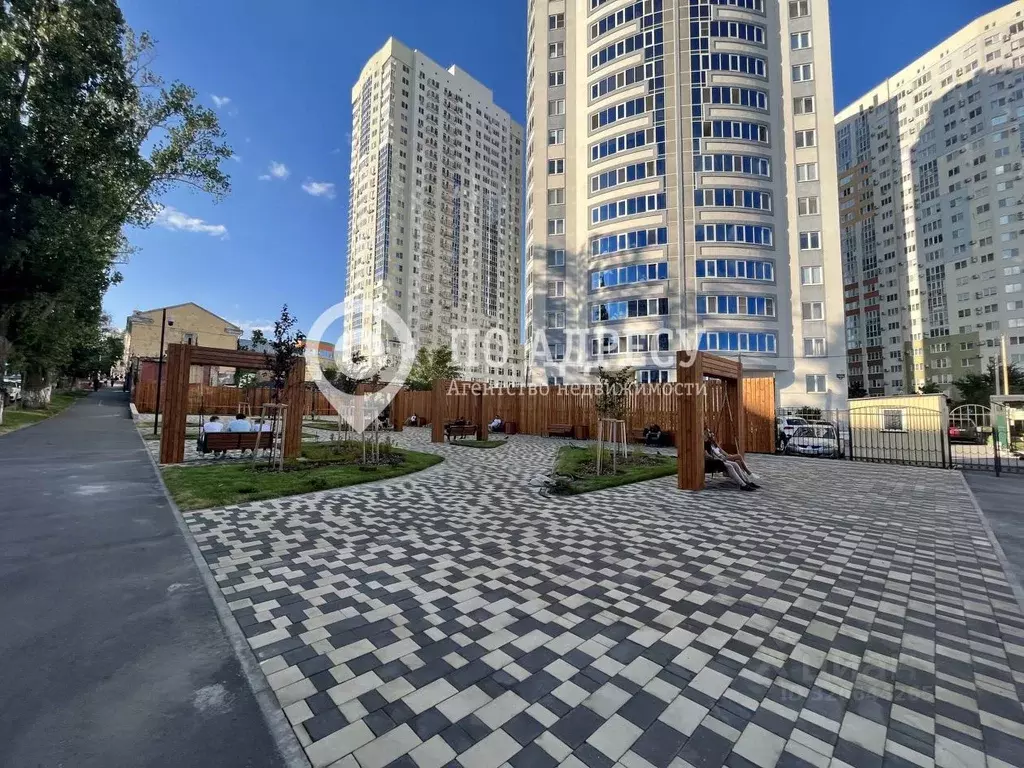 2-к кв. Саратовская область, Саратов Вольская ул., 2Д (55.0 м) - Фото 0