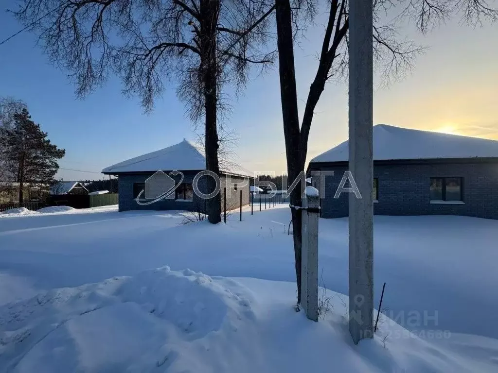 Дом в Тюменская область, Тюменский муниципальный округ, с. Каменка  ... - Фото 2
