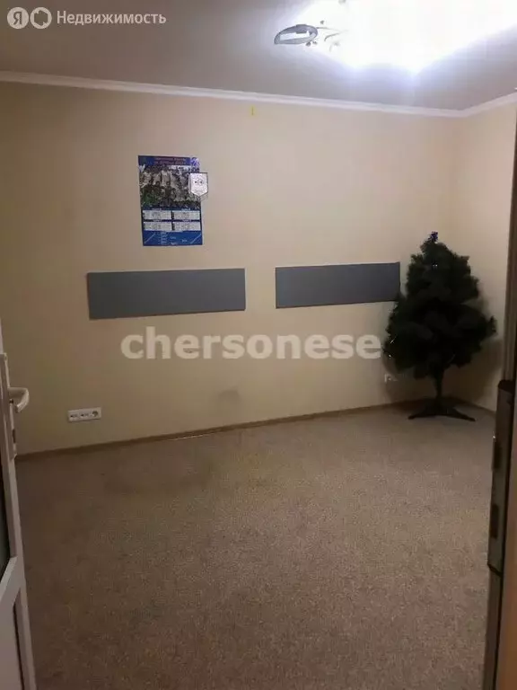 3-комнатная квартира: Севастополь, улица Колобова, 21 (73 м) - Фото 1