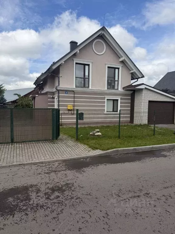 Коттедж в Москва, Москва, Троицк Изумрудный кп,  (200 м) - Фото 1