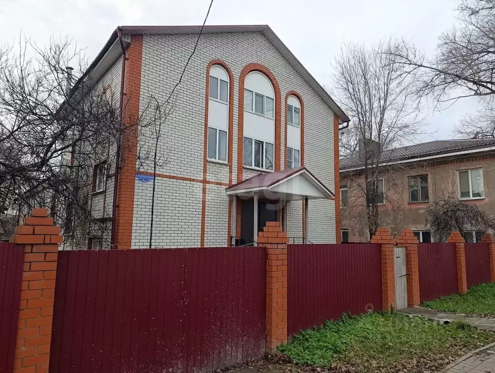 Дом в Белгородская область, Белгород Котлозаводская ул., 21 (596 м) - Фото 1