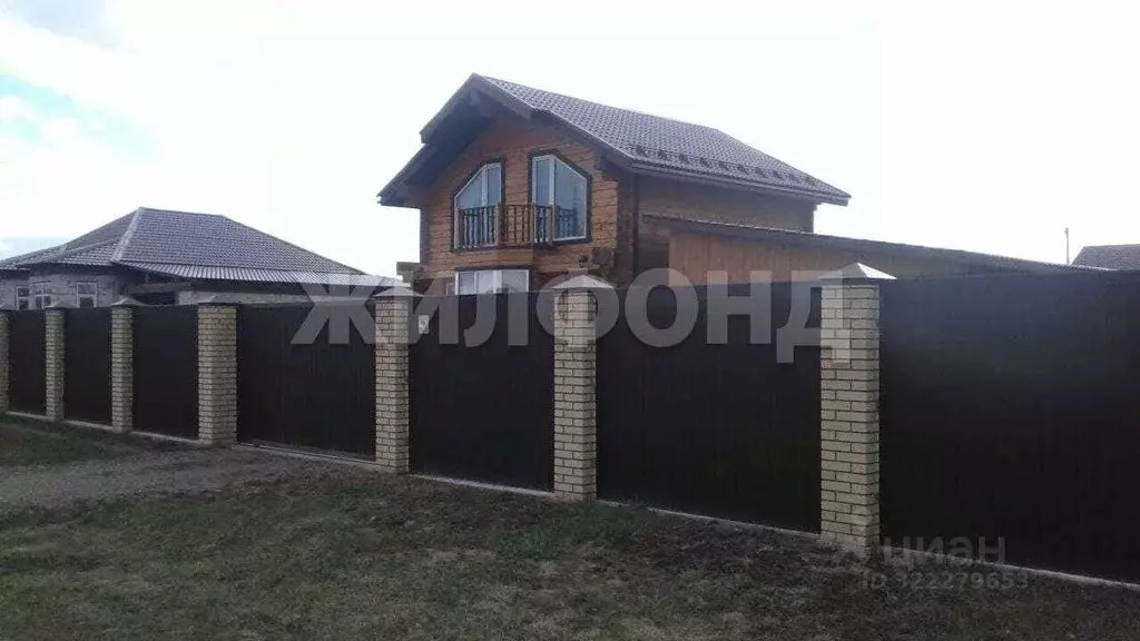 Дом в Хакасия, Усть-Абаканский район, с. Калинино ул. Третьяковская ... - Фото 1