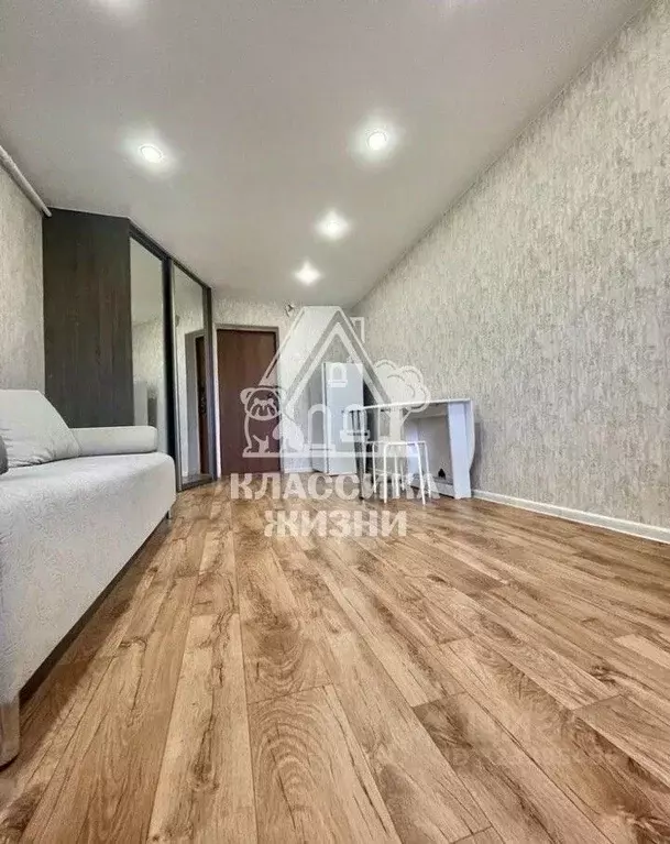 1-к кв. Нижегородская область, Нижний Новгород Яблоневая ул., 13 (37.0 ... - Фото 0