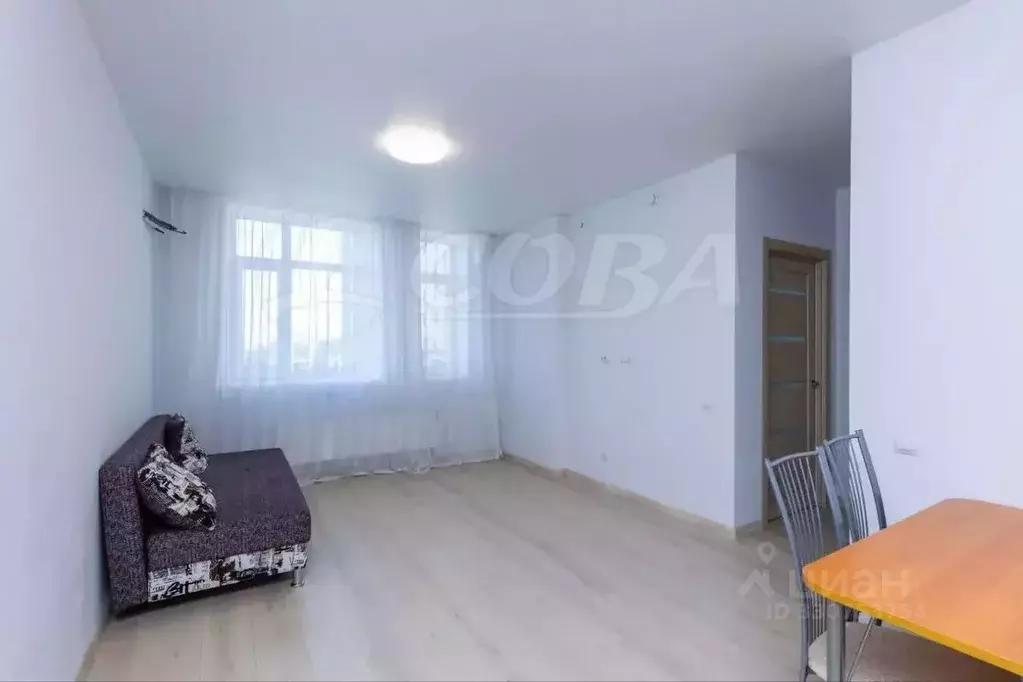 2-к кв. Тюменская область, Тюмень ул. Алматинская, 6 (43.5 м) - Фото 2