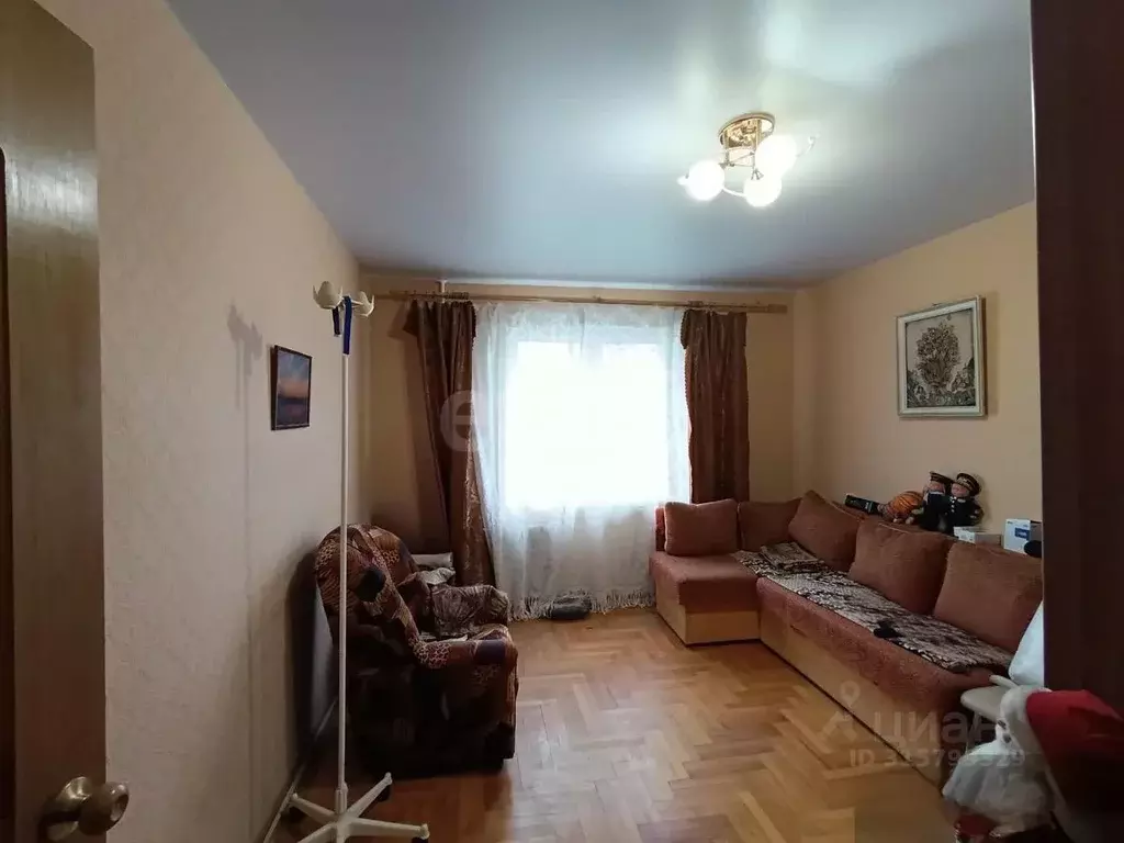 2-к кв. Смоленская область, Смоленск Кловская ул., 42 (53.5 м) - Фото 0